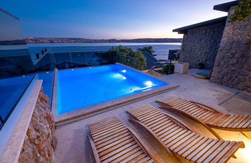 Cesarica Apartment | Apartments Matea with Pool and sea view