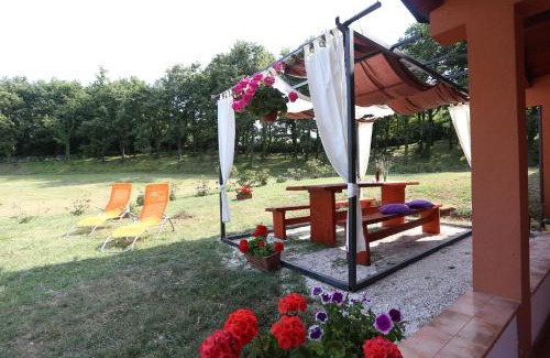 Divsici Apartment | Apartments Matelici