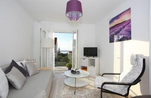 Malinska-Dubasnica Apartment | Apartments Melin