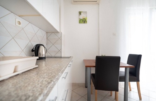 Gornji Karin Apartment | Apartments Milic - One Bedroom Apartment with Sea View and Terrace