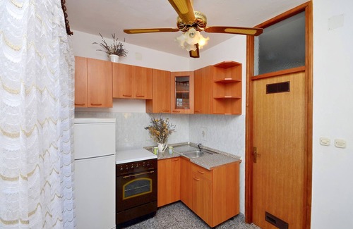 Vodice Apartment | Apartments Miljenka (26301-A4) - Vodice