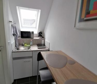 Johannisthal Apartment | Apartments Mohrini