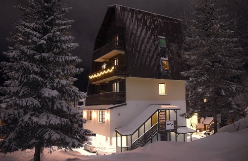 Jahorina Apartment | Apartments Montana - Apartment with Terrace 12