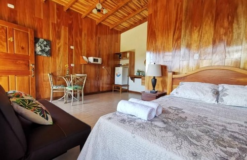 Monteverde House | Apartments Monte Luna Mountain View