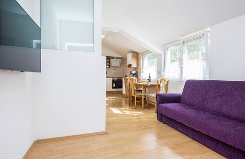 Nin Apartment | Apartments Napros