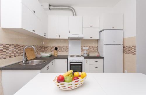 Drobnici Apartment | Apartments Natasa
