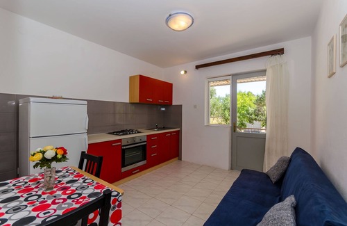 Pokrivenik Apartment | Apartments Nedeljko (34121-A3) - Gdinj - island Hvar
