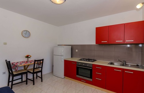Pokrivenik Apartment | Apartments Nedeljko (34121-A3) - Gdinj - island Hvar