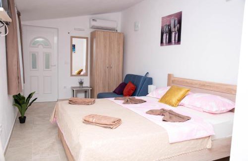 Karuc Apartment | Apartments Nino Skadar lake