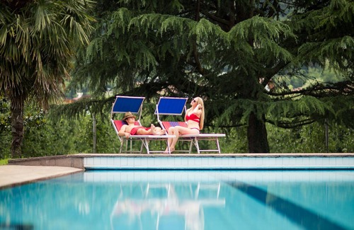 Lana Apartment | Apartments Obermayr: Apartment with outdoor pool and indoor pool