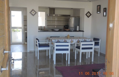 Hammam Al Agzaz Apartment | Apartments on the beach