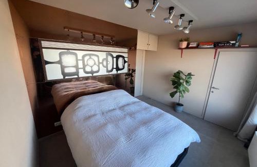 Sint-Jans-Molenbeek Apartment | Apartments overlooking Brussels