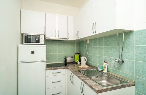 Mokosica Apartment | Apartments Peco - Four-Bedroom Apartment with Balcony and Sea View