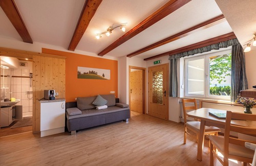 Koglhof Apartment | Apartments Perhofer - The family-friendly farm in Styria!