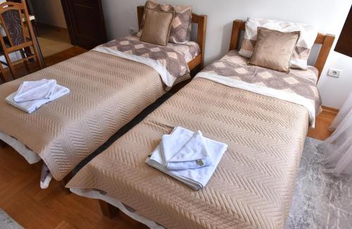 Pluzine Apartment | Apartments Ravno