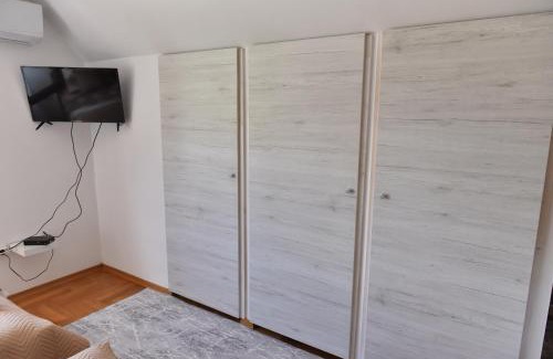 Pluzine Apartment | Apartments Ravno