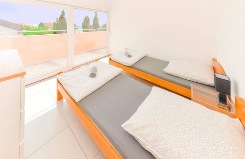 Novalja Apartment | Apartments ROBI for up to 12 people near the center