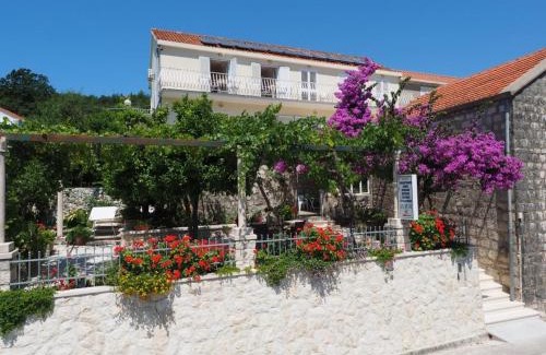 Slano House | Apartments & Room Eva Slano