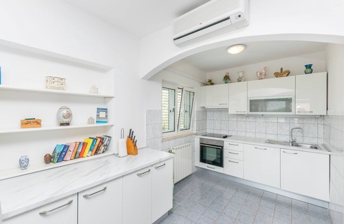 Pirovac Apartment | Apartments Rosanda (20441-A1) - Pirovac