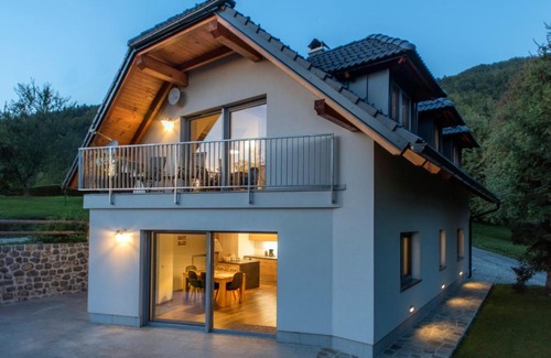 Cerklje na Gorenjskem Apartment | Apartments Sivka - Private Sauna