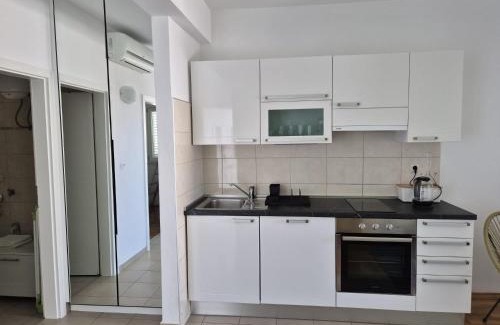 Rogoznica Apartment | Apartments Sandra