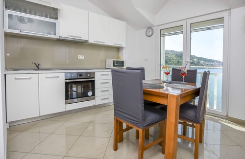 Podglavica Apartment | Apartments Silvana (23221-A3) - Rogoznica