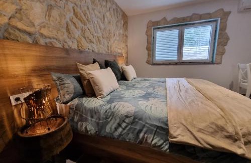 Suha Punta Apartment | Apartments Suha Punta - Villa Babalonija