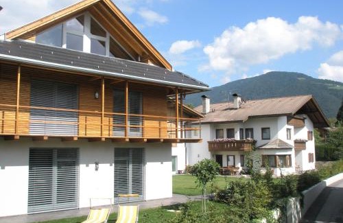 Naz Apartment | Apartments Tauberhof