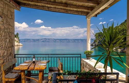 Zastrazisce Apartment | Apartments Vela Stiniva - Two Bedroom Apartment with Sea View and Terrace