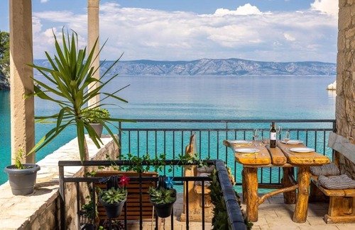 Zastrazisce Apartment | Apartments Vela Stiniva - Two Bedroom Apartment with Sea View and Terrace