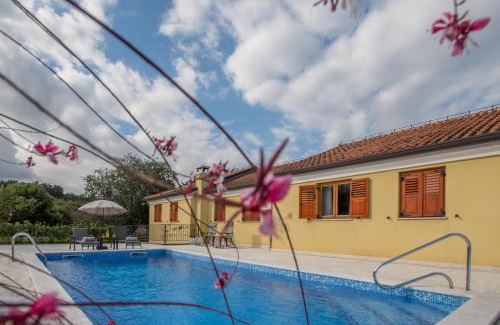 Momjan Apartment | Apartments Viler