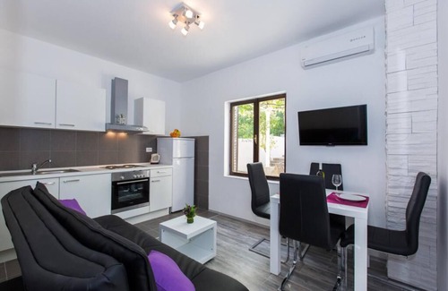 Rozat Apartment | Apartments Villa Roza