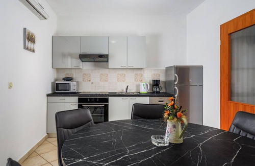 Drenje Apartment | Apartments Wellness (75751-A1) - Ravni
