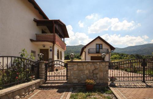 Licko Lesce Apartment | Apartments with a parking space Licko Lesce, Velebit - 20985