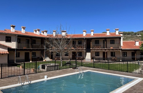 Hervas Apartment | Apartments with swimming pool in the heart of the Jewish neighborhood of Hervás