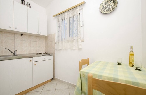 Maslinica Apartment | Apartments Zdenko (10981-A2) - Maslinica