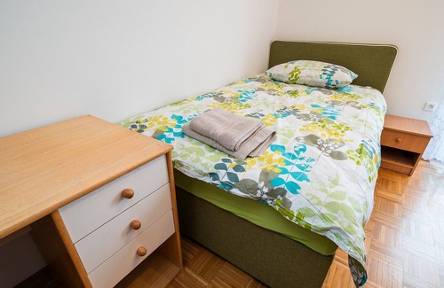 Skofljica Apartment | Apartments Želimlje - Three Bedroom Apartment 3 (zgoraj)