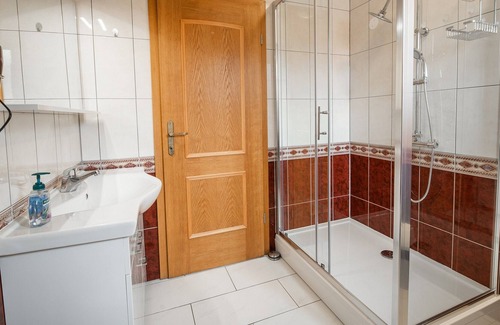 Skofljica Apartment | Apartments Želimlje - Three Bedroom Apartment 3 (zgoraj)