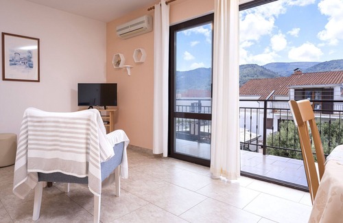 Stari Grad Apartment | Apartments Zlata