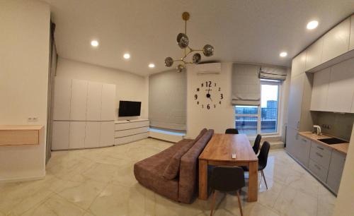 Babushkins'kyi district Apartment | ApartPlus - Затишні апартаменти