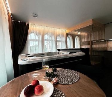 Shevchenkivs'kyi District Apartment | APETIKO APARTMENTs