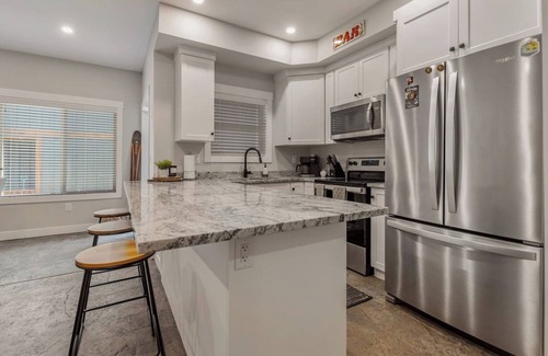 Okanagan-Similkameen House | Apex Mountain ~ Gone Ski'Inn ~ The Perfect Place to Gather