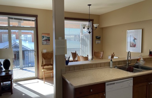 Okanagan-Similkameen Condo | Apex Mountain- Whitehaven Chalet