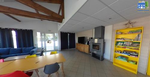Saint-Laurent-en-Grandvaux Hotel | APF France handicap - Ferme Léonie
