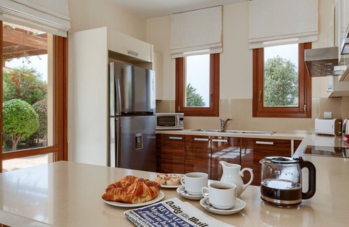 Aphrodite Hills Villa | Aphrodite Hills Superior Villas | Superior Villa 0381 | Air Conditioning | 2.