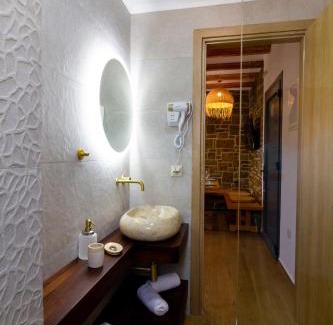Moudros House | Aphrodite Stone Apartments