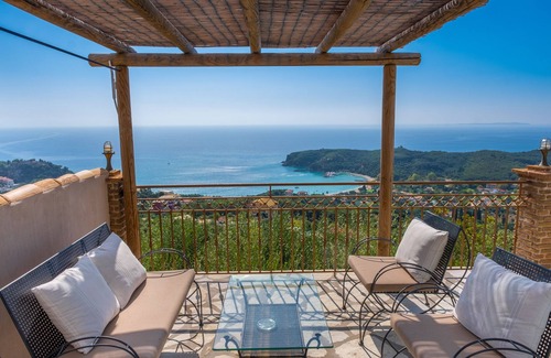 Parga Villa | Apolis Villas