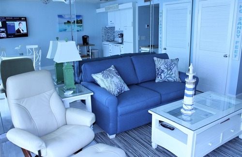 Marco Island Condo | Apollo 402 - Beautifully Remodeled