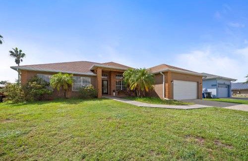 Apollo Beach House | Apollo Beach Waterfront 4BR with Dock and Near Tampa