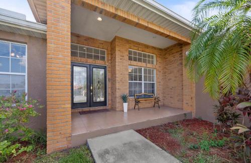 Apollo Beach House | Apollo Beach Waterfront 4BR with Dock and Near Tampa